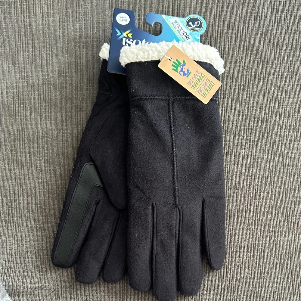 ISOTONER Sherpa Lined Black Faux Suede Smartouch Gloves S/M NWT
